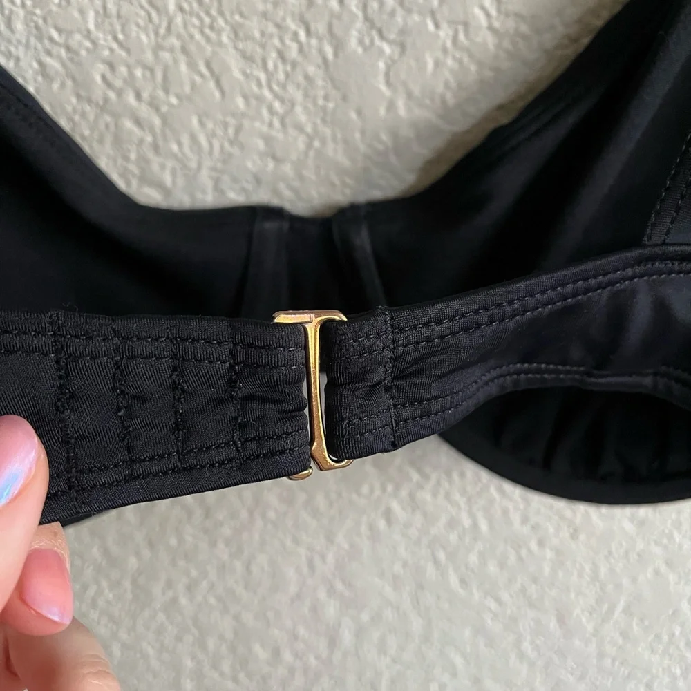 Adore Me Black Underwire Scoop Bikini Top - Picture 3 of 7
